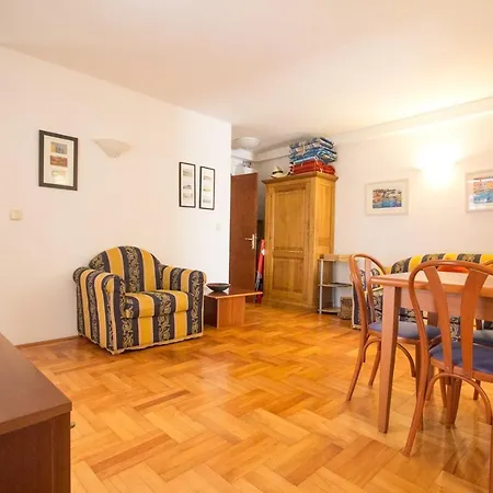 Valdepian 3br With Balcony With Sea View Guest house 3*