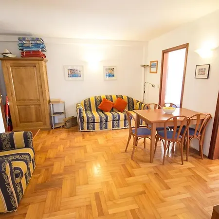 Valdepian 3br With Balcony With Sea View Basanija