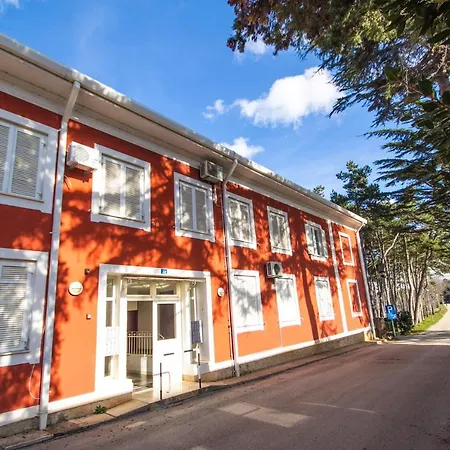 Guest house Valdepian 3br With Balcony With Sea View