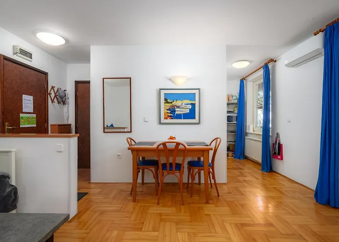 Valdepian 3br With Balcony With Sea View Bašanija