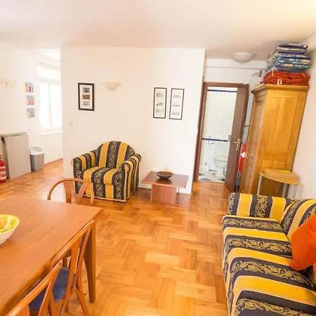 Valdepian 3br With Balcony With Sea View 3* Bašanija